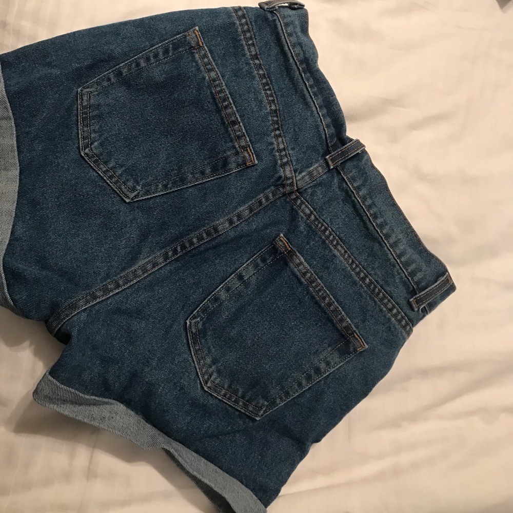 Brandy Melville Jean Shorts💗